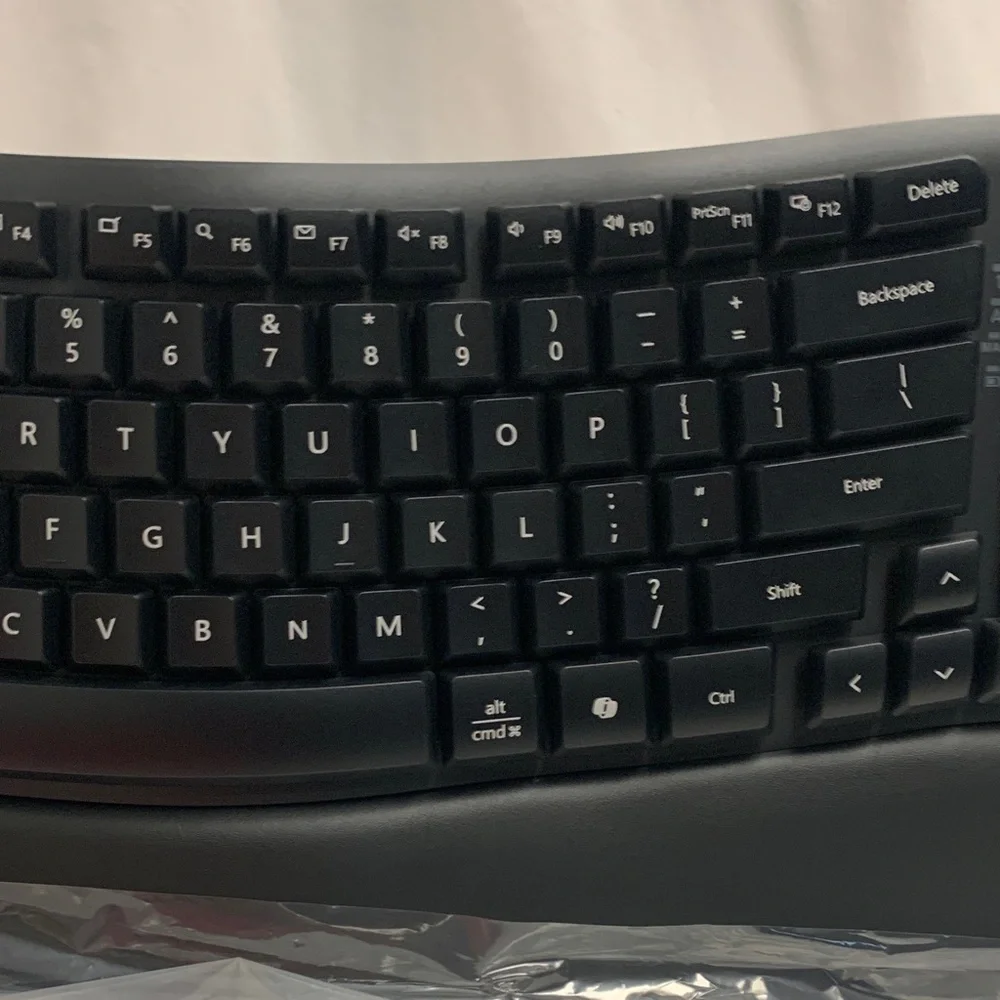 Nulea RT Keyboard Wave Keys Wireless Ergonomic Keyboard